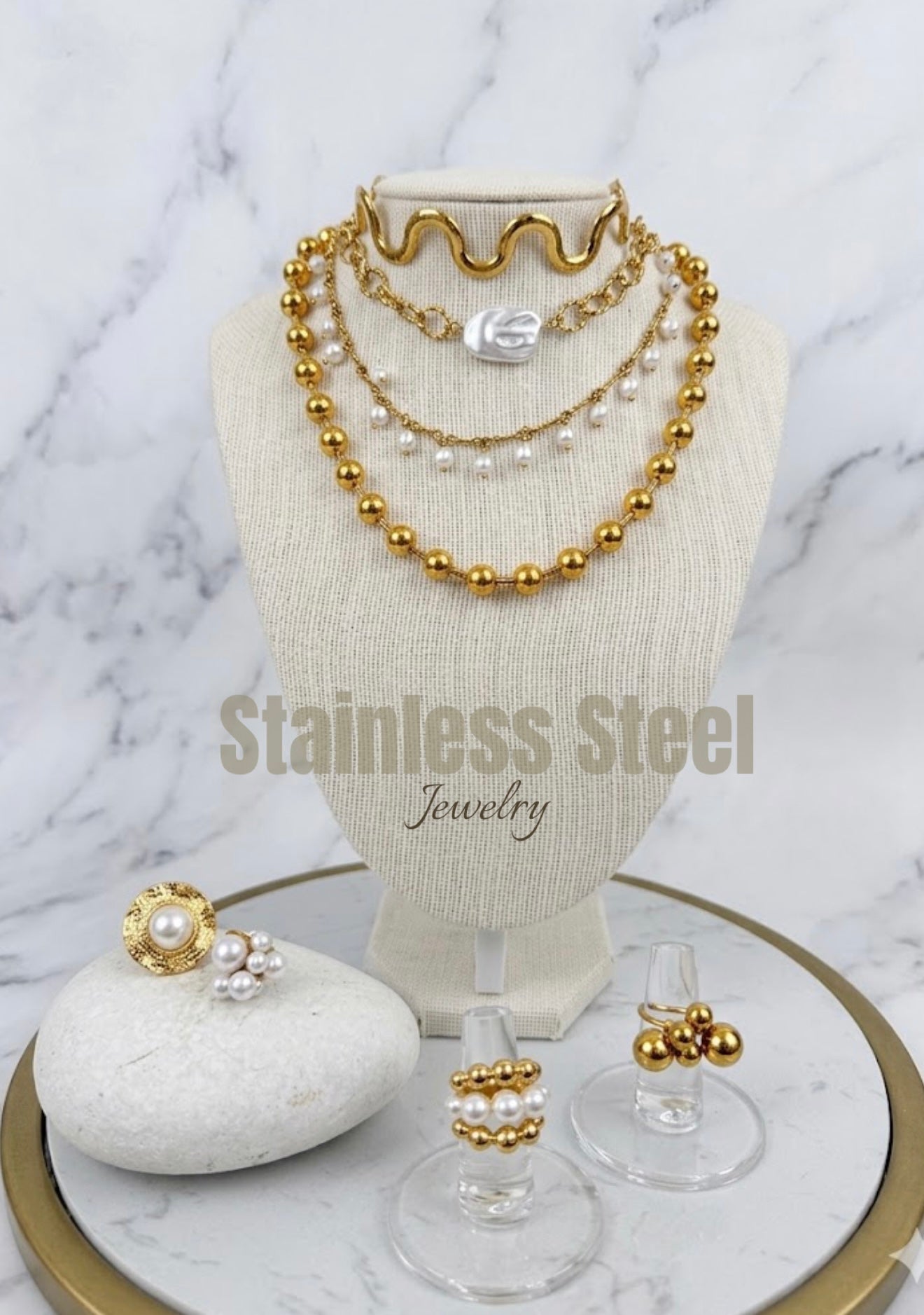Collares